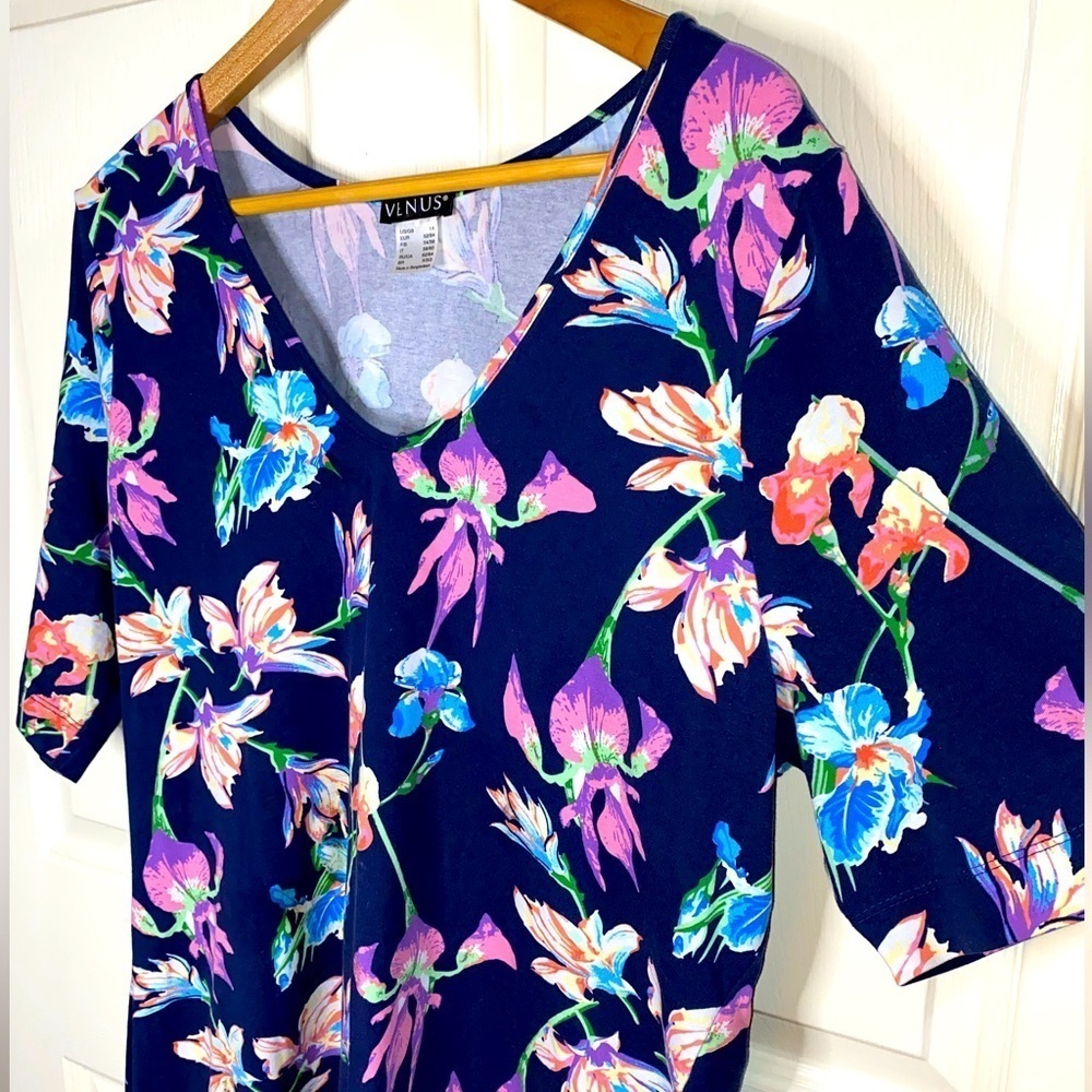 VENUS Colorful Floral Navy Blue Top, Blouse 1X, Iris